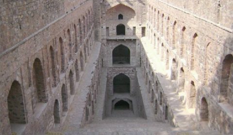 Agrasen ki Baoli भारत के 10 सबसे डरावनी जगहे Most Haunted Places in India in Hindi