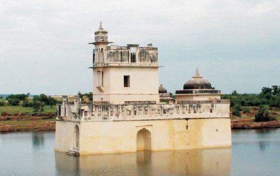 रानी पद्मिनी का महल की जानकारी | Rani Padmavati Mahal in Hindi