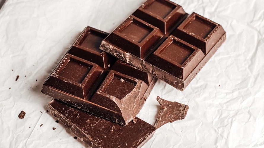 Dark Chocolate Benefits in Hindi